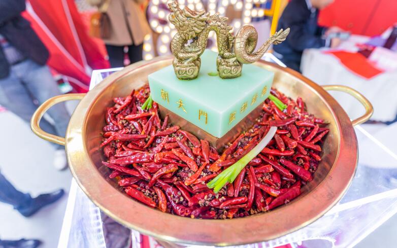 吃特色火鍋店的必點(diǎn)菜品有哪些？