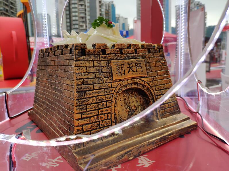 正宗重慶老火鍋有哪些實(shí)用的擺盤技巧？