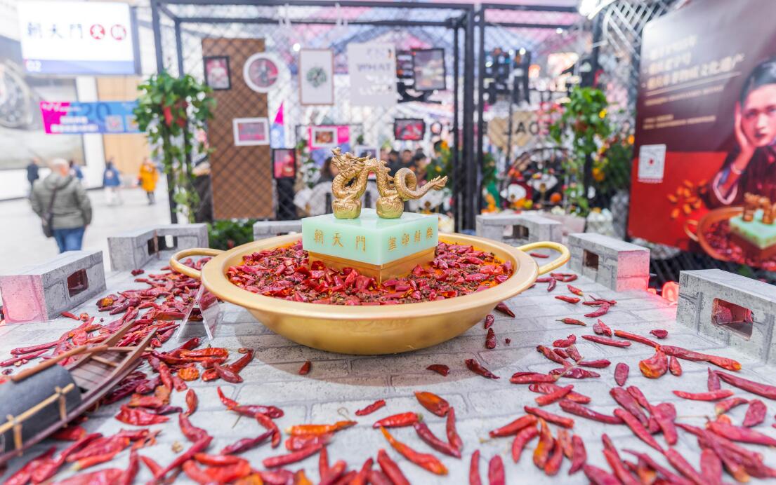 重慶老火鍋底料哪個(gè)好，非遺底料可還行？