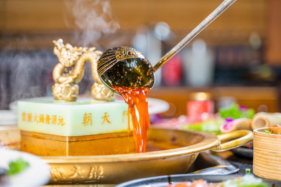 江門開火鍋加盟店，如何找準(zhǔn)正宗品牌？