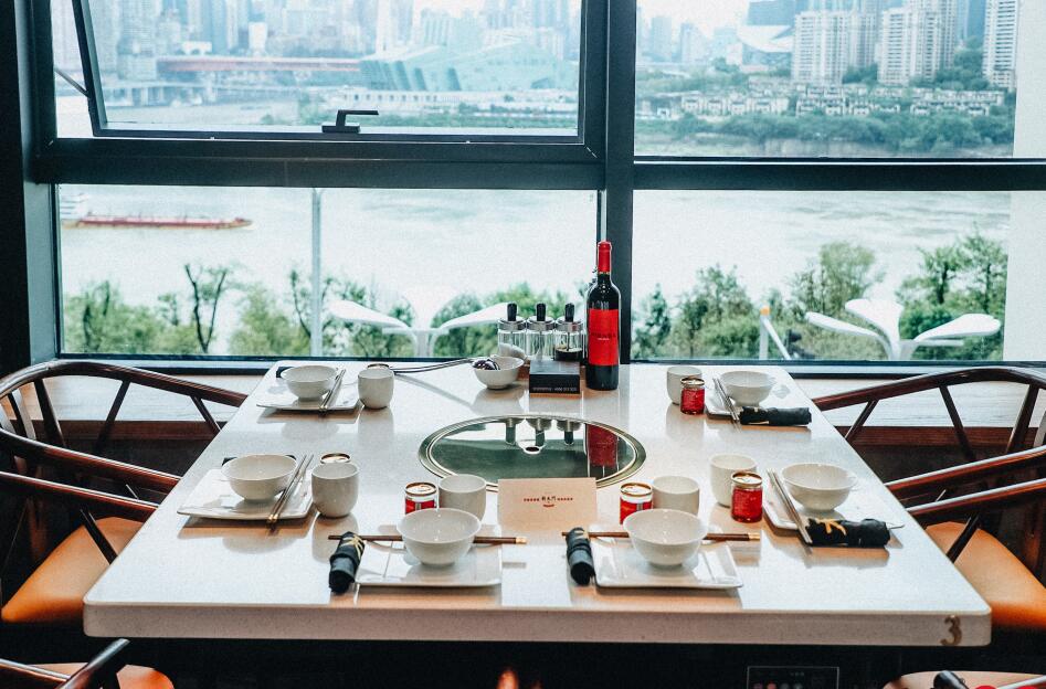 重慶九宮格火鍋加盟如何選擇品牌？