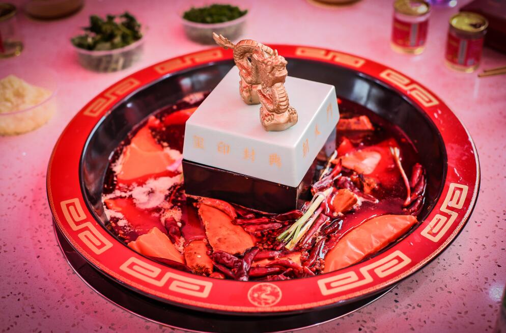 咸寧開火鍋加盟店，如何打造吸睛門頭？