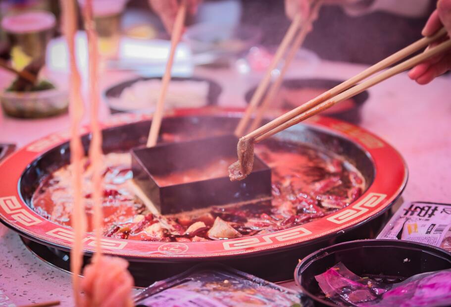 宜昌開火鍋加盟店，如何讓顧客贊不絕口？