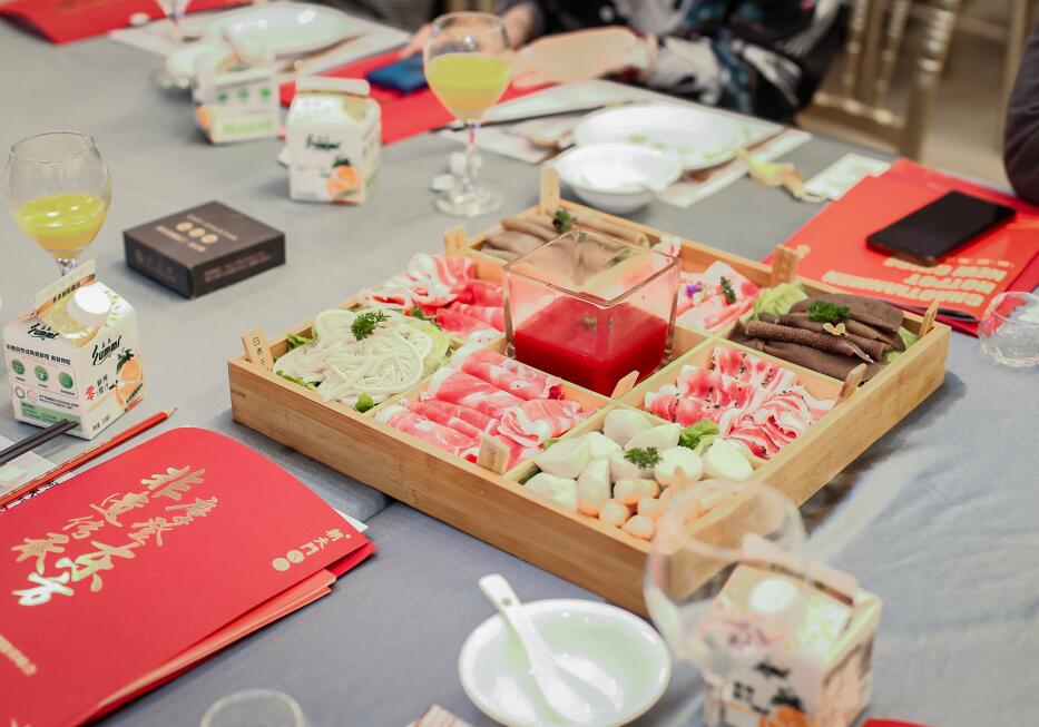 如果你想開火鍋加盟店，請(qǐng)耐心看完本文！