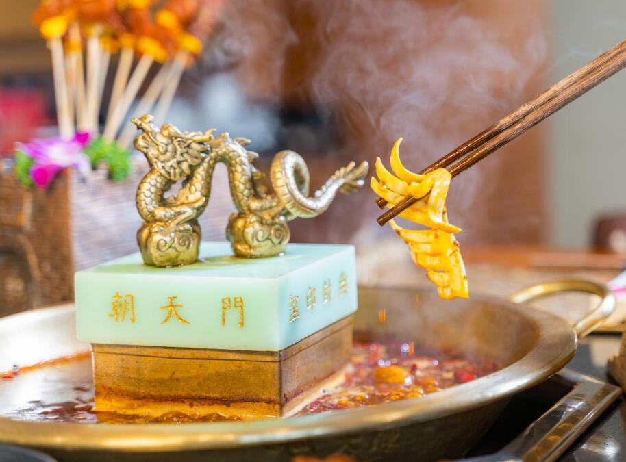 北票開火鍋加盟店，如何裝修有設(shè)計感？