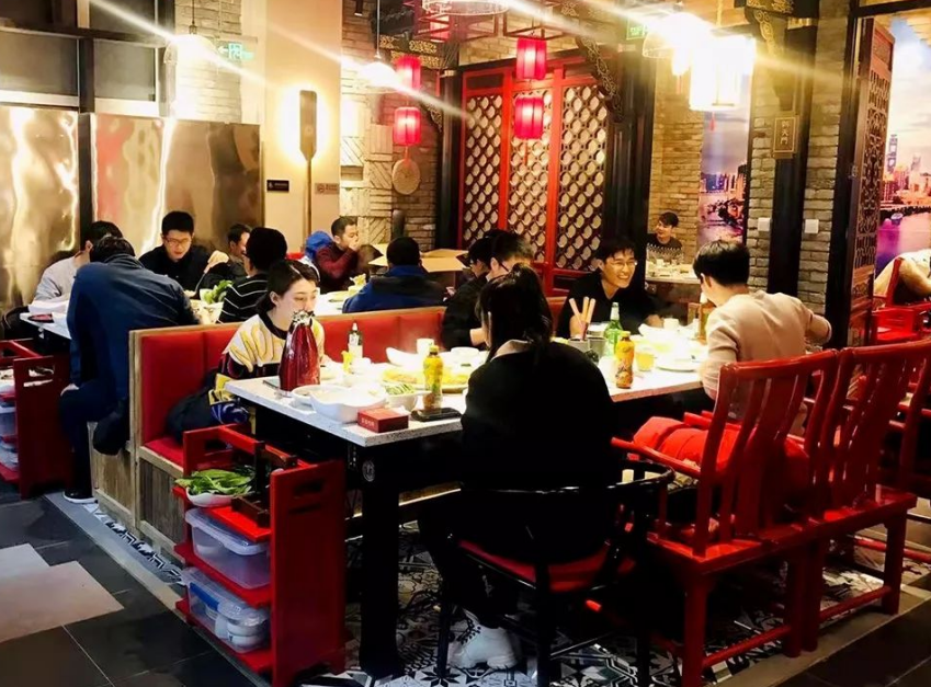 加盟朝天門火鍋怎么樣？全能型品牌中心助你引流！