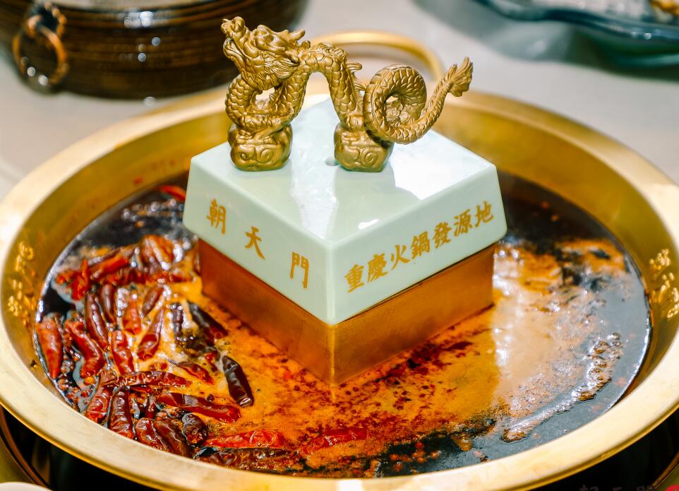 網(wǎng)紅火鍋加盟店竟然是這樣吸引顧客的？