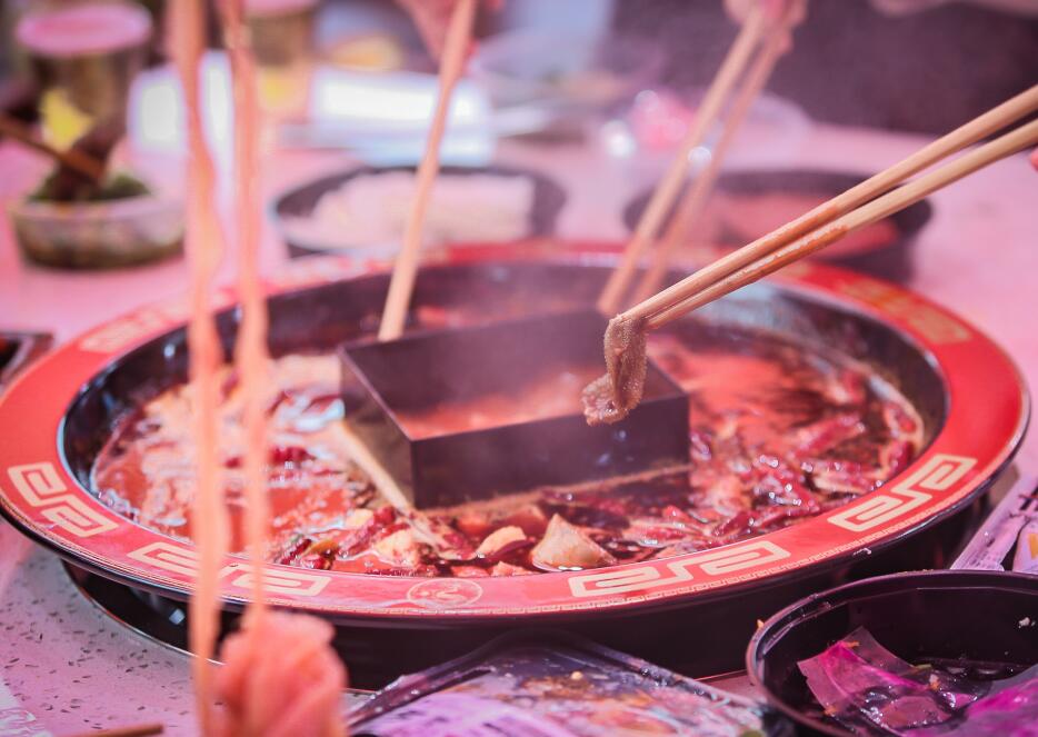 生活從來(lái)不缺重頭再來(lái)的勇氣，只缺一頓火鍋！