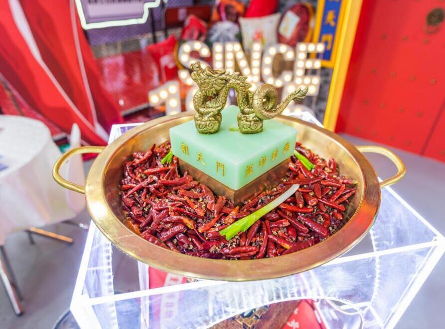 酉陽(yáng)開火鍋加盟店，如何提升開業(yè)服務(wù)？