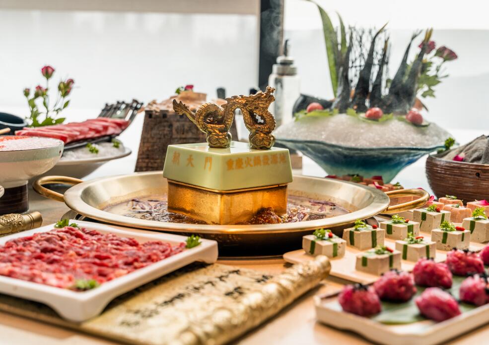 中衛(wèi)開(kāi)火鍋加盟店，如何打造本地影響力？