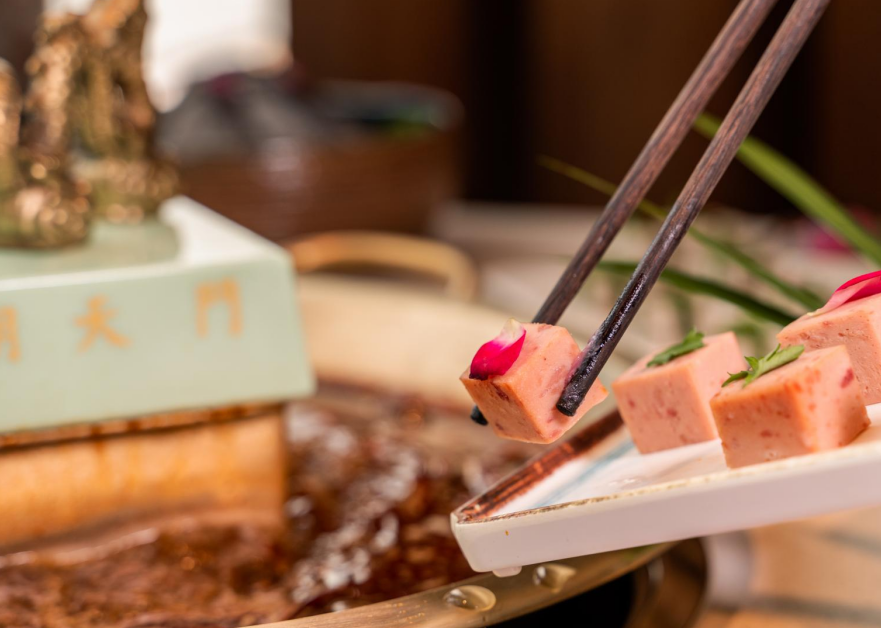 阿勒泰開火鍋加盟店，要注意哪幾點(diǎn)？