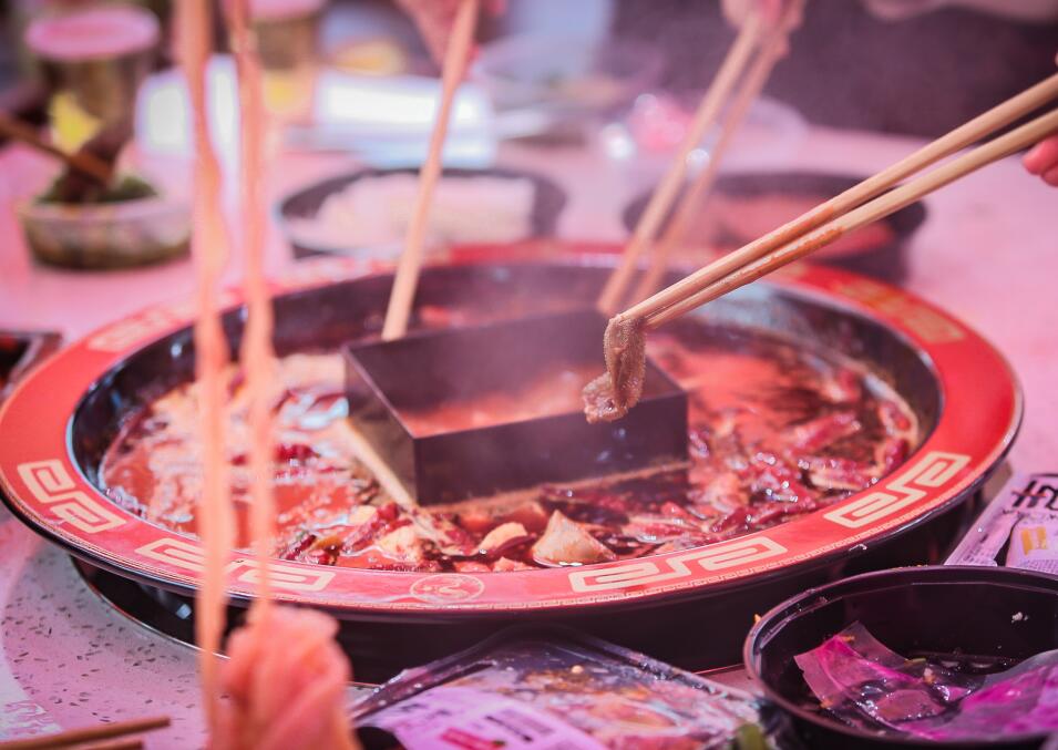 2021火鍋行業(yè)分析：六大數(shù)據(jù)帶你洞悉市場(chǎng)發(fā)展！