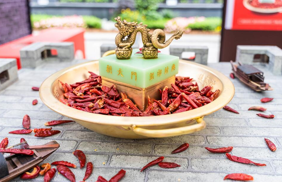 現(xiàn)代餐飲中還有什么比火鍋未來發(fā)展好？