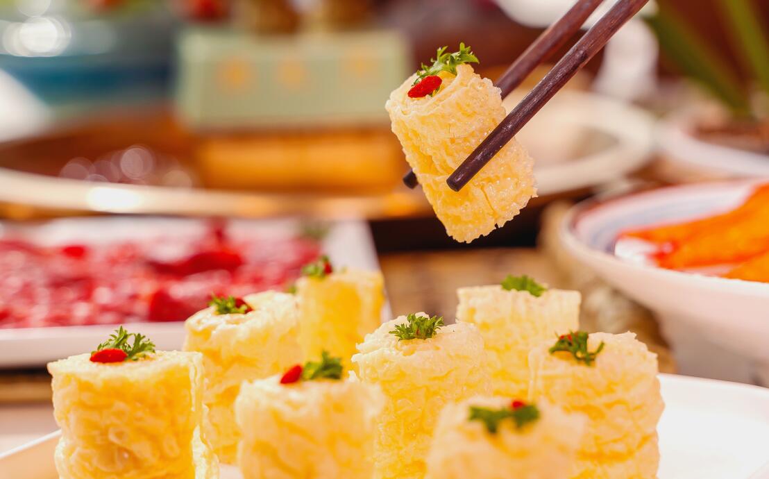 火鍋店應(yīng)該選哪些菜品作為主打爆款？