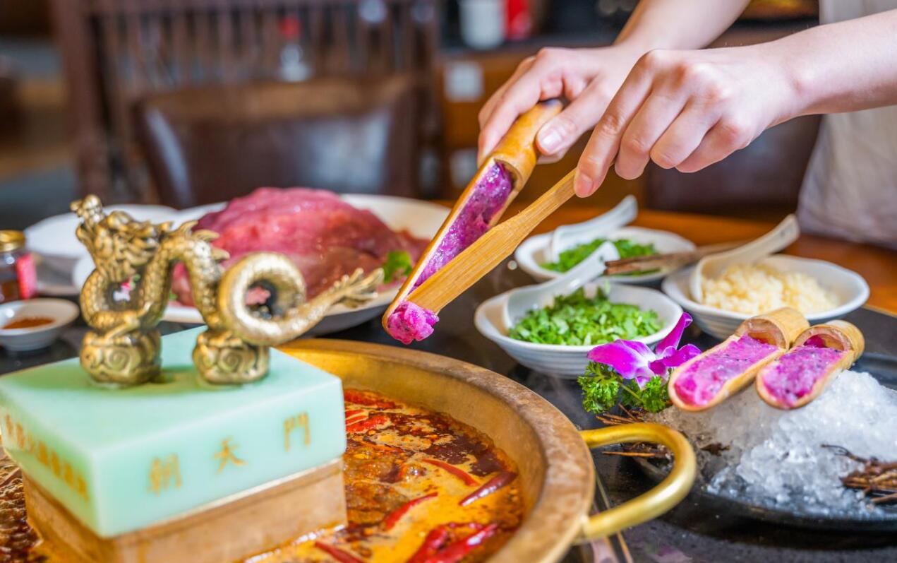 為什么火鍋能成為餐飲份額最大品類？