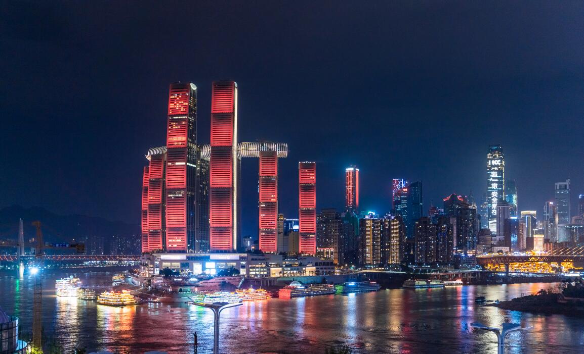 被朋友圈贊爆的朝天門旅游攻略！風(fēng)景奇幻重慶火鍋超贊！