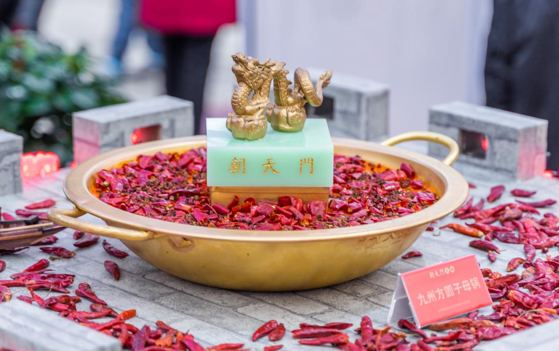 長(zhǎng)江索道旅游打卡攻略，體驗(yàn)飛躍長(zhǎng)江，品嘗重慶火鍋！