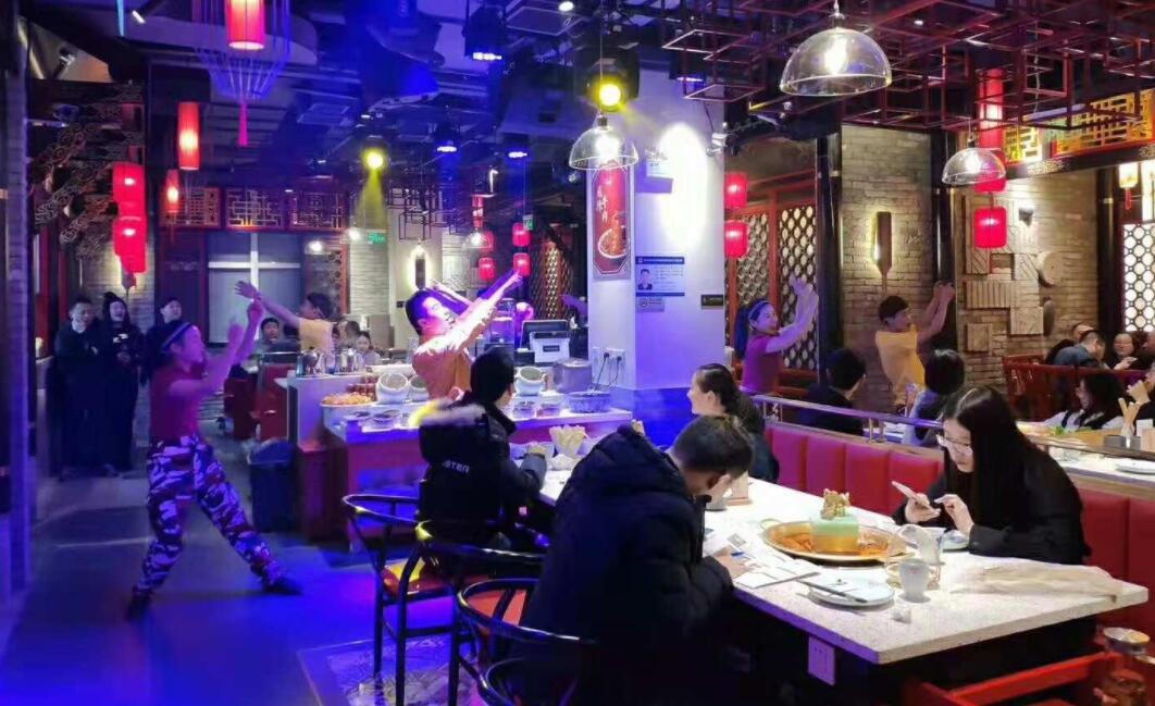 導(dǎo)致餐飲店倒閉的五個(gè)大坑，分享慘痛經(jīng)歷！