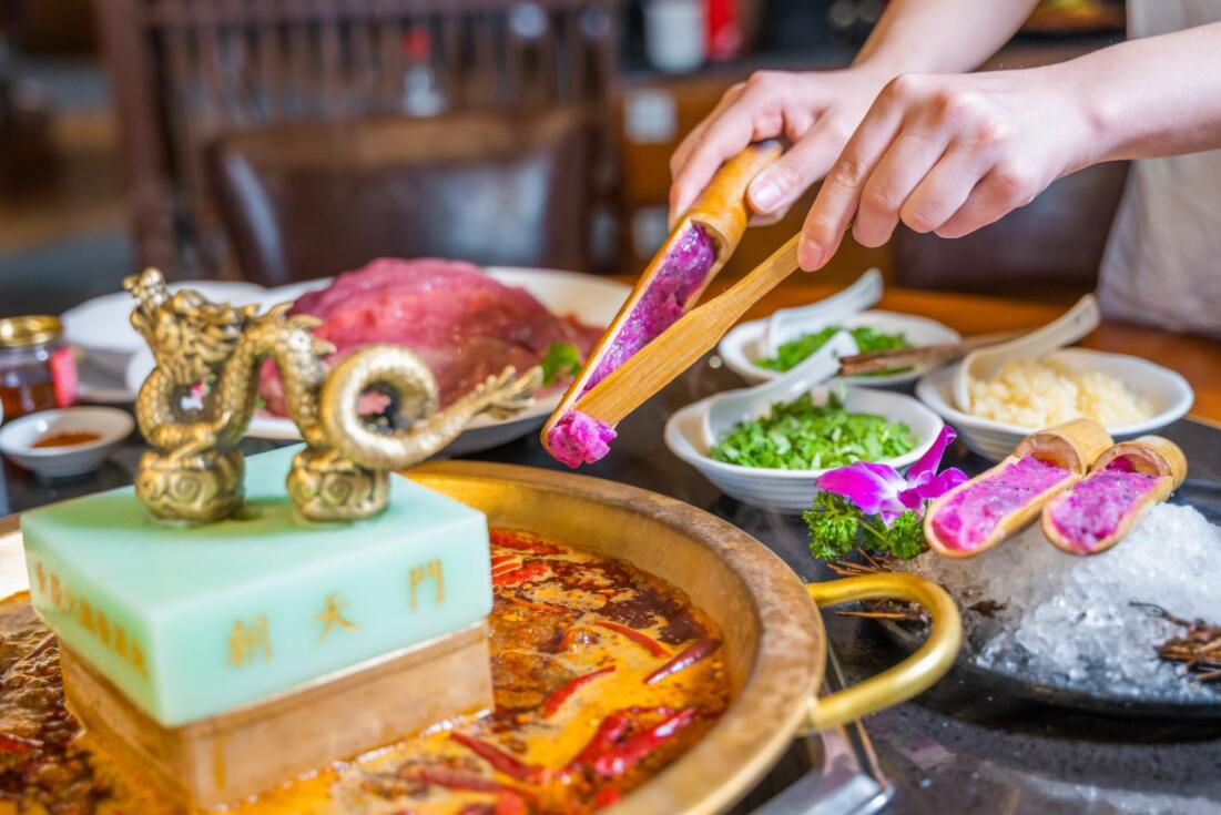 火鍋市場(chǎng)下沉，瞄準(zhǔn)小城市，抓住大商機(jī)！