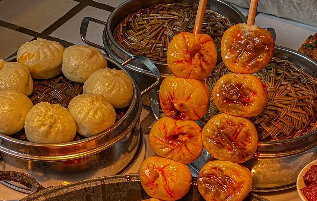 另類網(wǎng)紅吃法，火鍋包子的制作方法！