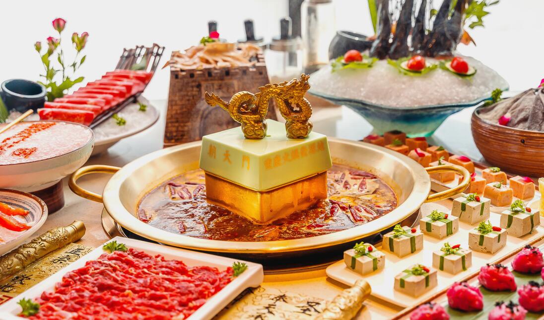 吃火鍋，除了毛肚鴨腸，記得定要試試肥腸！