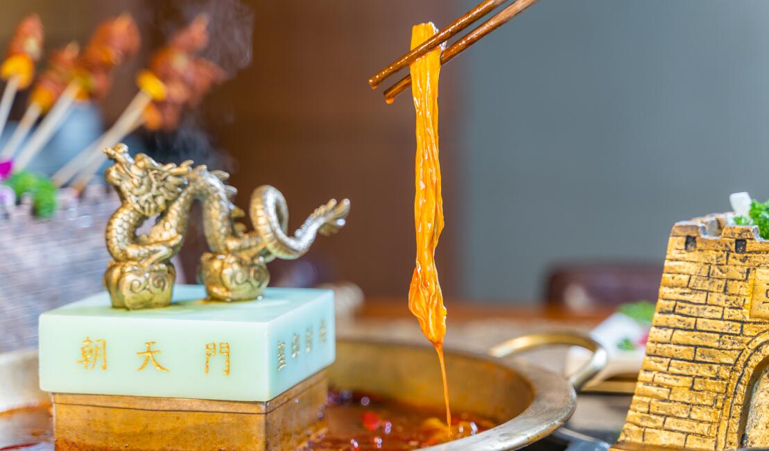 火鍋店餐具怎么選？三個(gè)方面，選出高性價(jià)比特色餐具！