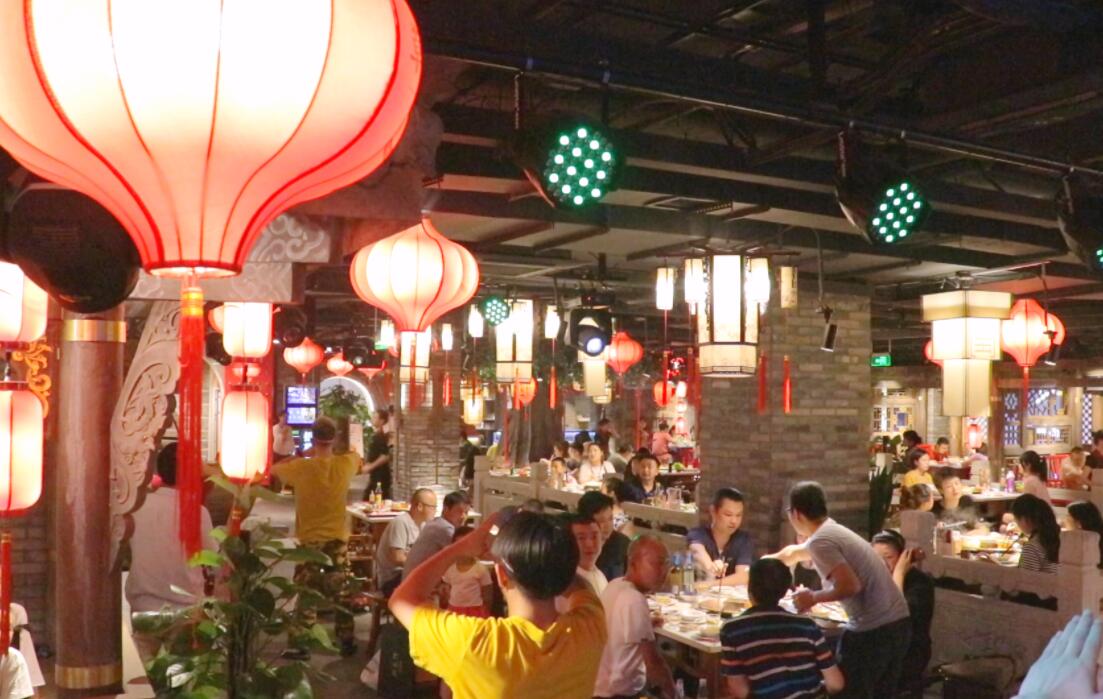 火鍋店燈光該怎么做？這樣設(shè)計(jì)就對(duì)了！