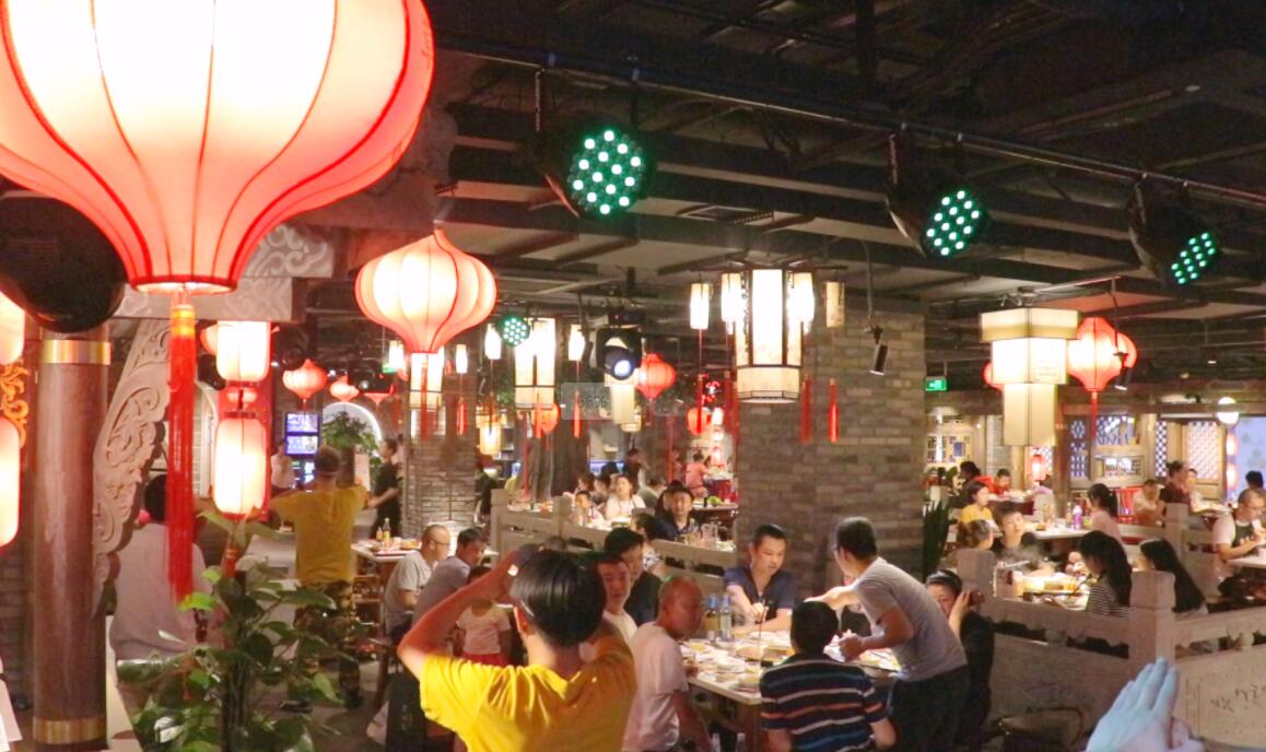 重慶火鍋加盟店，秋冬推薦菜品，生意全靠它！