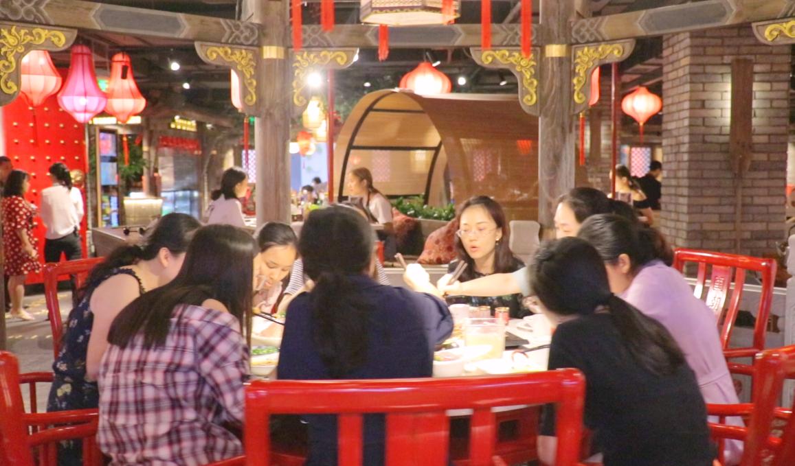 在米蘭，怎么開一家特色重慶火鍋店？